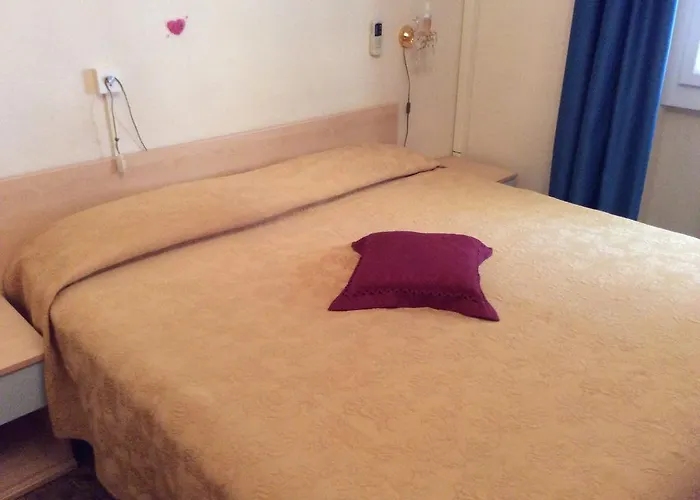 Solana Bed & Breakfast 3*