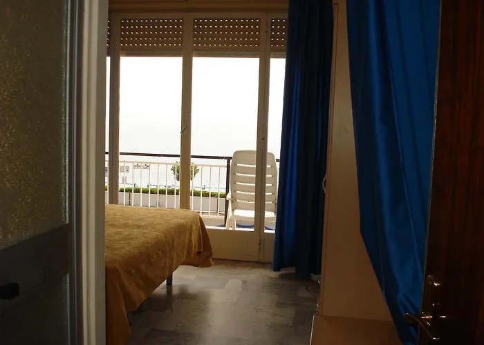 Bed and breakfast Solana 3*